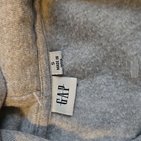 Brand New GAP Heather Gray Men's Hooded Sweatshirt. S - Picture 11 of 12